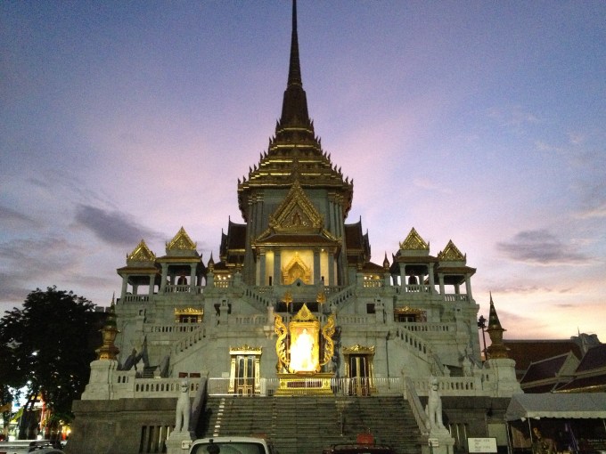 A beleza e a riqueza dos Templos. The beauty and the richness of the Temples.